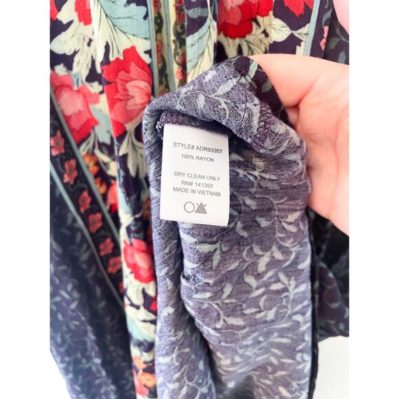 ASTR the Label Floral Boho Midi Dress Size Medium - Picture 5 of 7